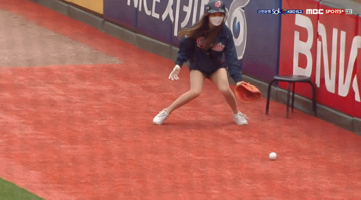 b5a7c1603e26ce296b6fa1df3e389ac041ca4fea7k4n.gif