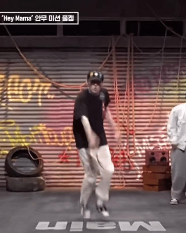 9a9bf29720fccd58ef43c001c1c3bdc0058fc2a18j10.gif