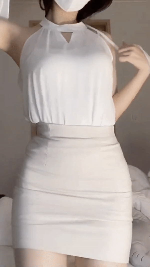 40ce4b5460456cd228cd4c13d851f297d57b34b27da8.gif